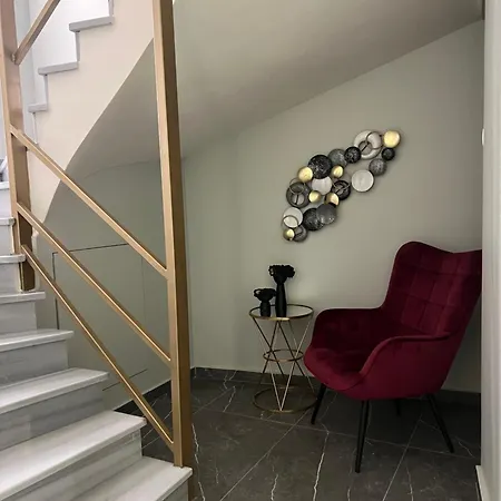 Adas Terra - Boutique In Ano Poli Apartment Thessaloniki