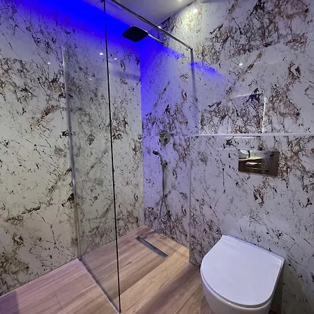 Adas Terra - Boutique In Ano Poli Apartment Thessaloniki