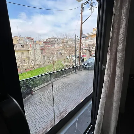Adas Terra - Boutique In Ano Poli Apartment Thessaloniki