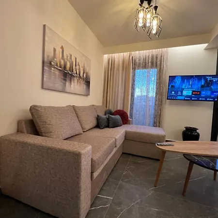 Adas Terra - Boutique In Ano Poli Apartment Thessaloniki