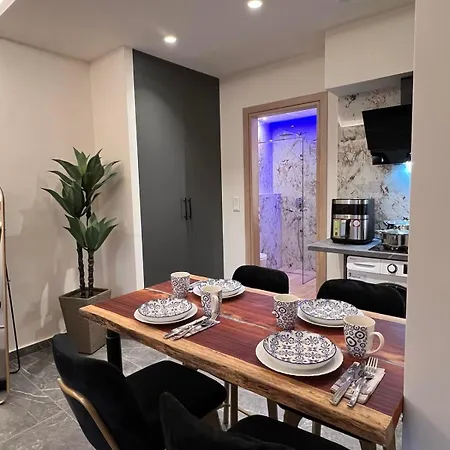 Adas Terra - Boutique In Ano Poli Thessaloniki