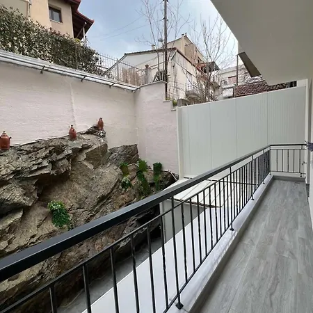 Adas Terra - Boutique In Ano Poli Apartment Thessaloniki